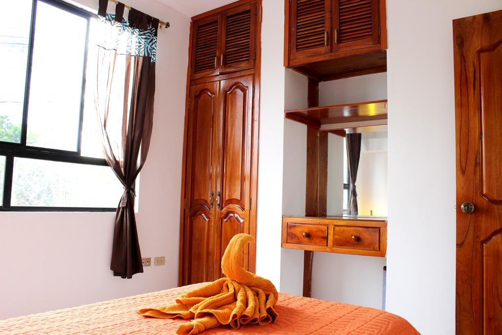 The Island Home Puerto Ayora  Δωμάτιο φωτογραφία