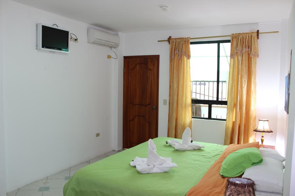 The Island Home Puerto Ayora  Εξωτερικό φωτογραφία