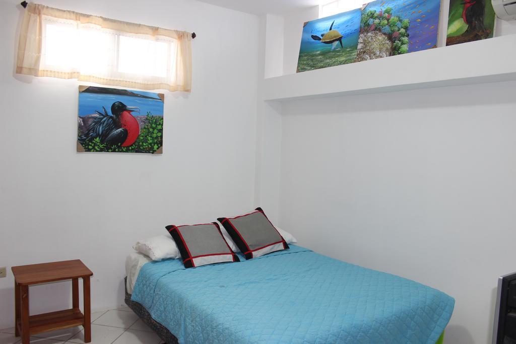 The Island Home Puerto Ayora  Εξωτερικό φωτογραφία