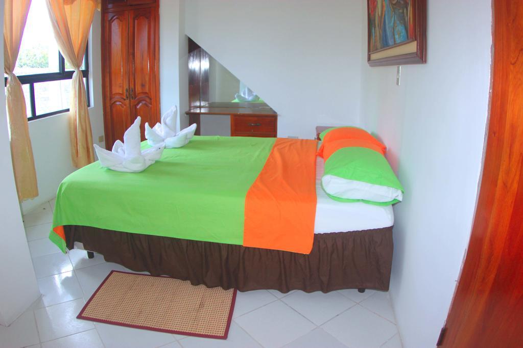 The Island Home Puerto Ayora  Εξωτερικό φωτογραφία