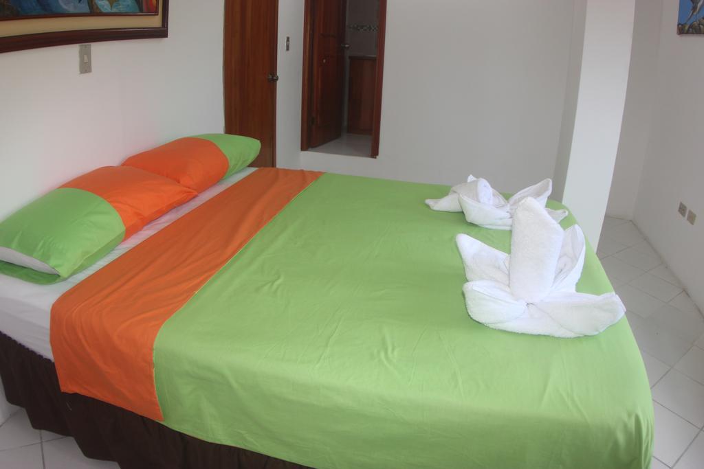 The Island Home Puerto Ayora  Εξωτερικό φωτογραφία